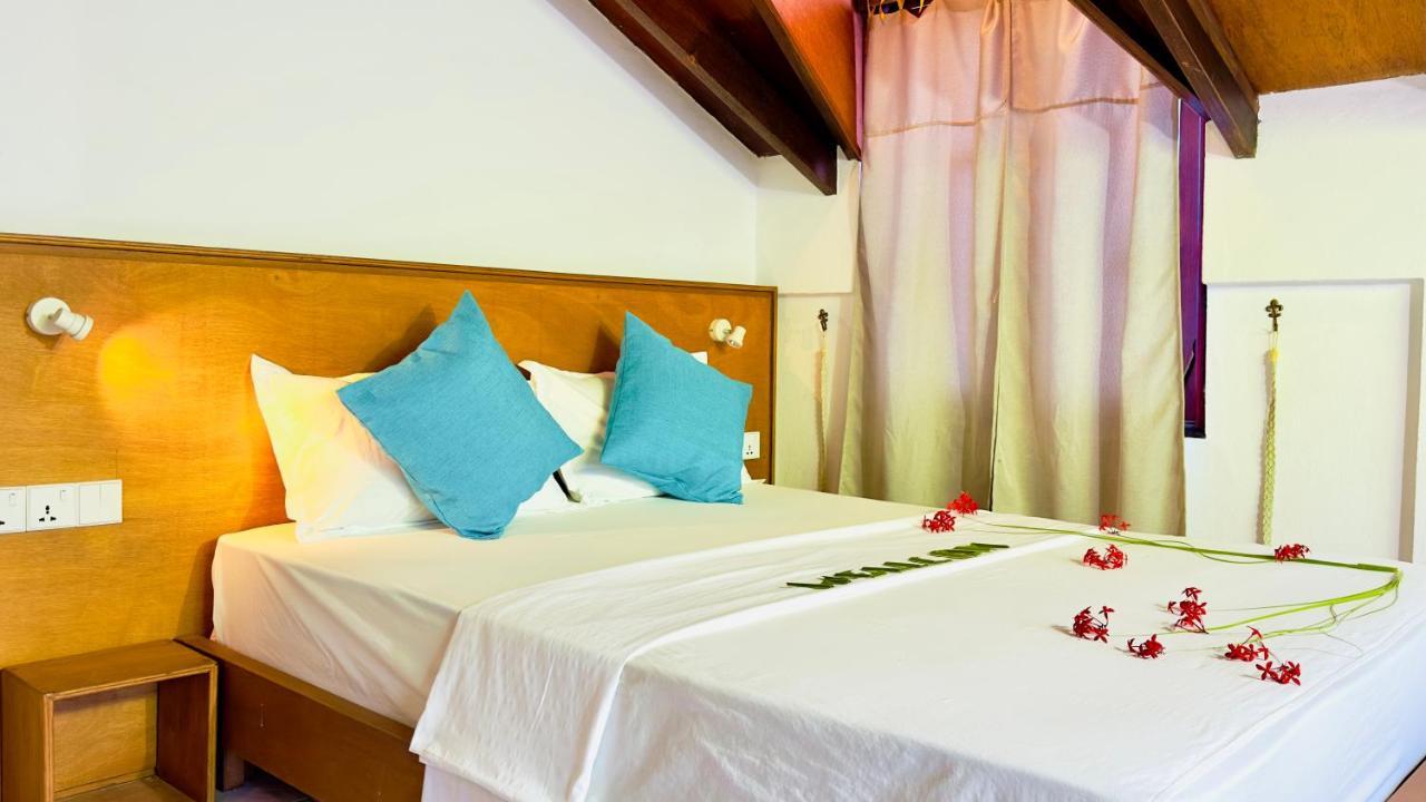 Masfalhi View Inn Фелидху Экстерьер фото